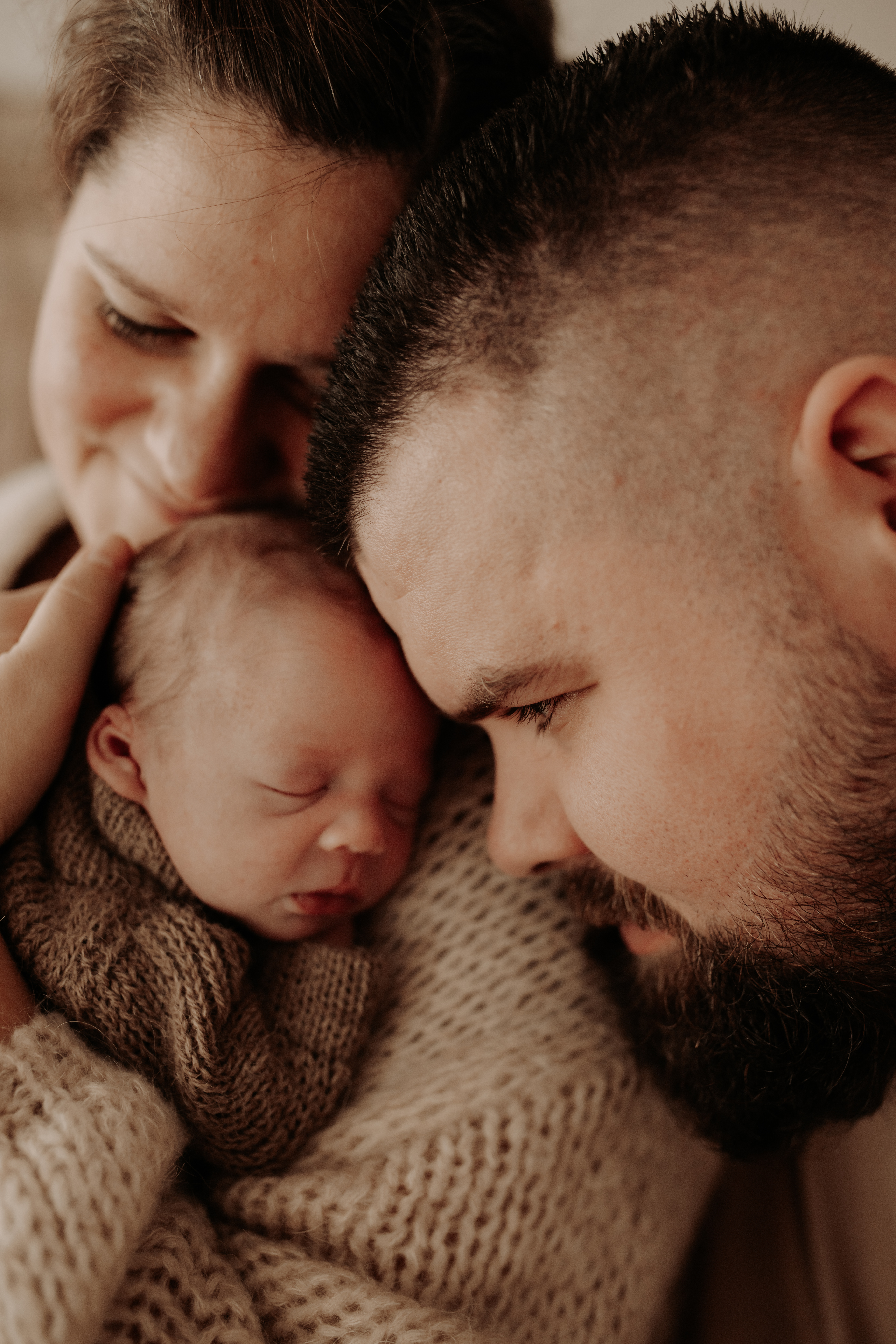 zartes Babyfoto Neugeborenes 10 Tage alt in Viersen