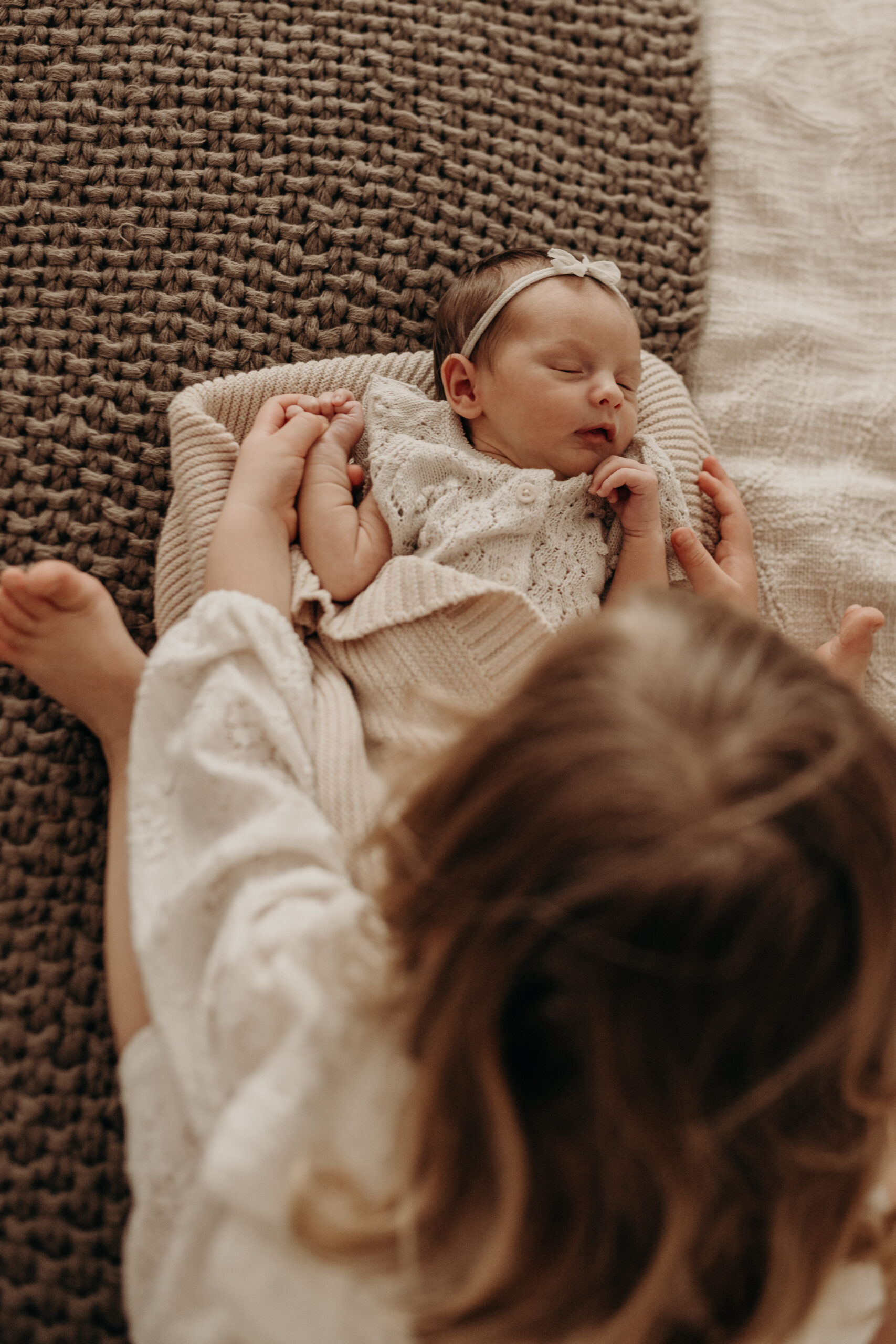 Behind the Scenes eines Newborn Shootings mit einfachen Posing-Abläufen für Anfänger